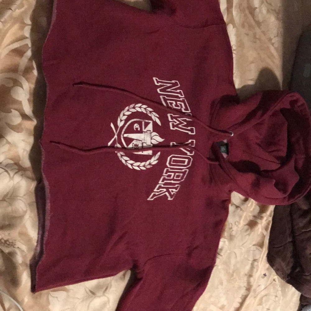 burgundy cropped hoodie